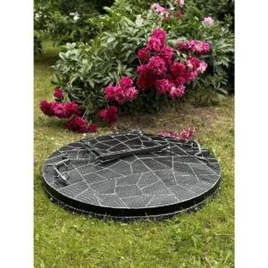 Coperchio per pozzo con sportello e lucertole decorative